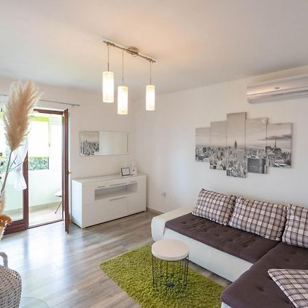 Apartman Doris Lovran Exterior foto