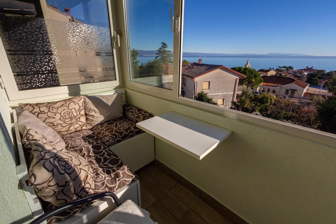 Apartman Doris Lovran Exterior foto